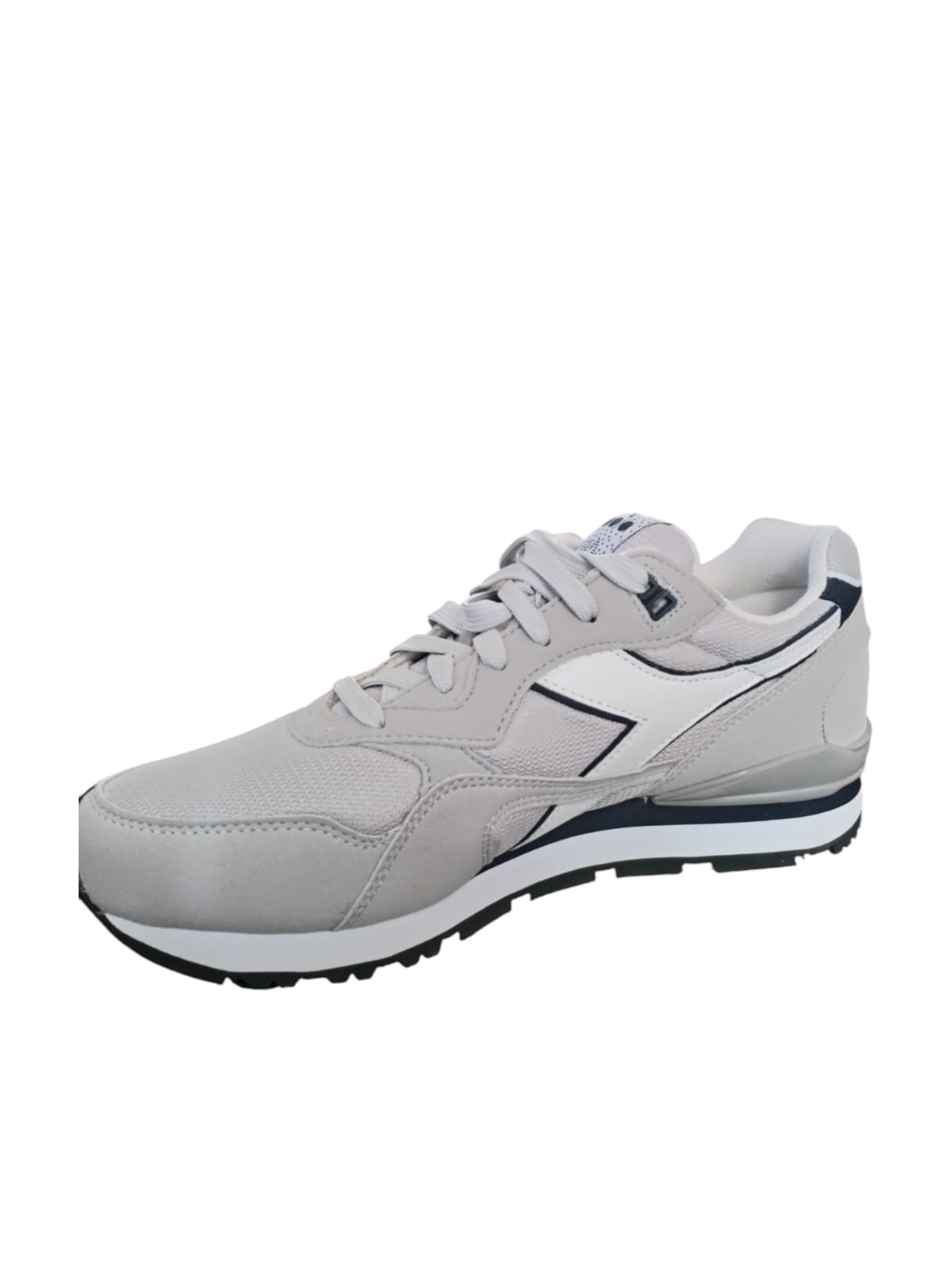 Diadora