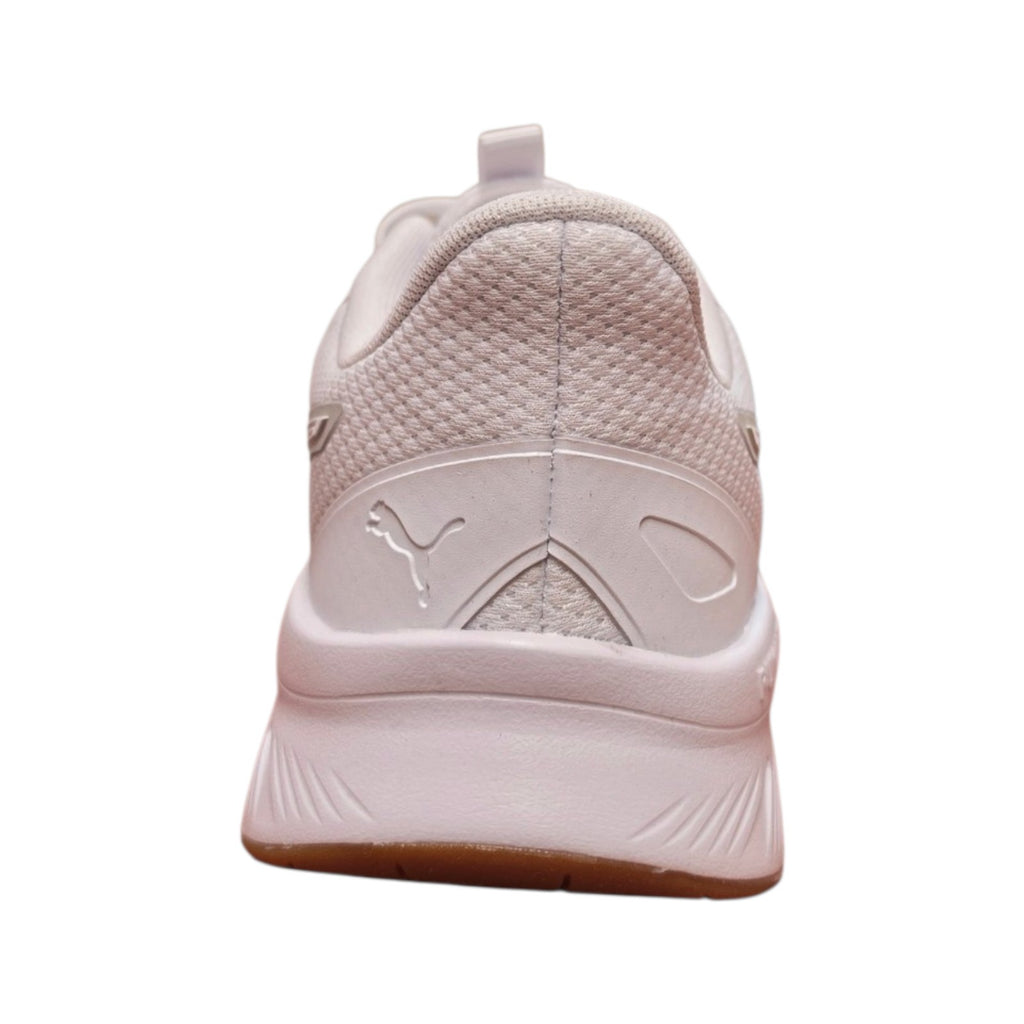 Puma – Sneaker running bianca con suola sagomata