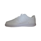 Nike sneaker bassa bianca con suola tono su tono