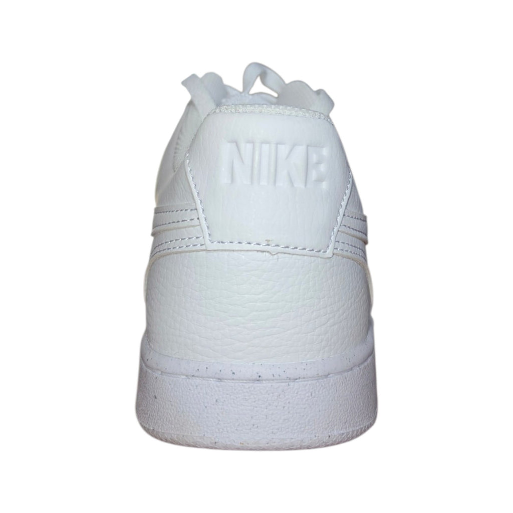Nike sneaker bassa bianca con suola tono su tono