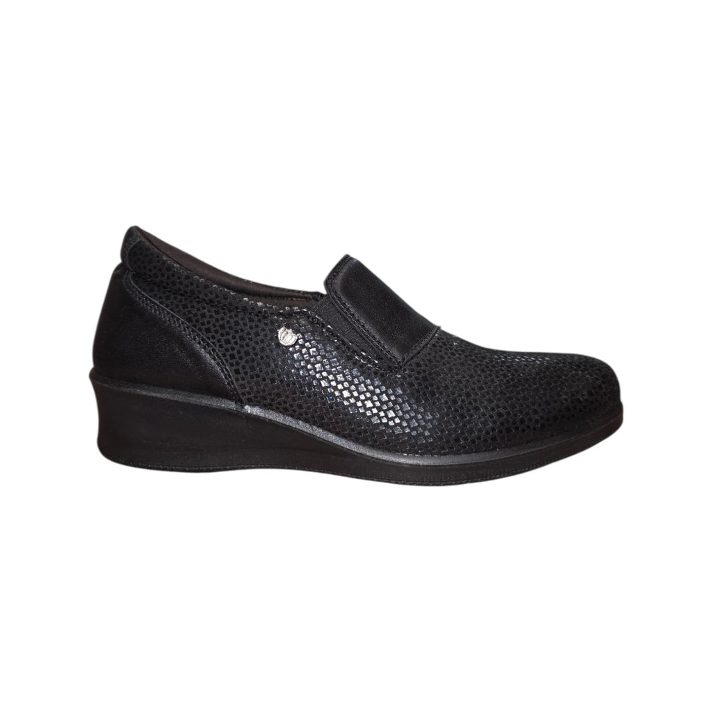 Laura Azzana | Slip-on donna nera traforata con zeppa