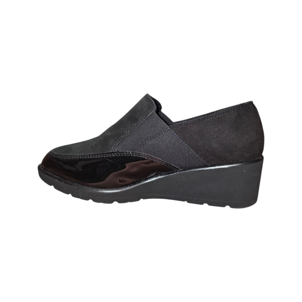 Prodotto Italiano | Slip-on donna nera con elastici e zeppa