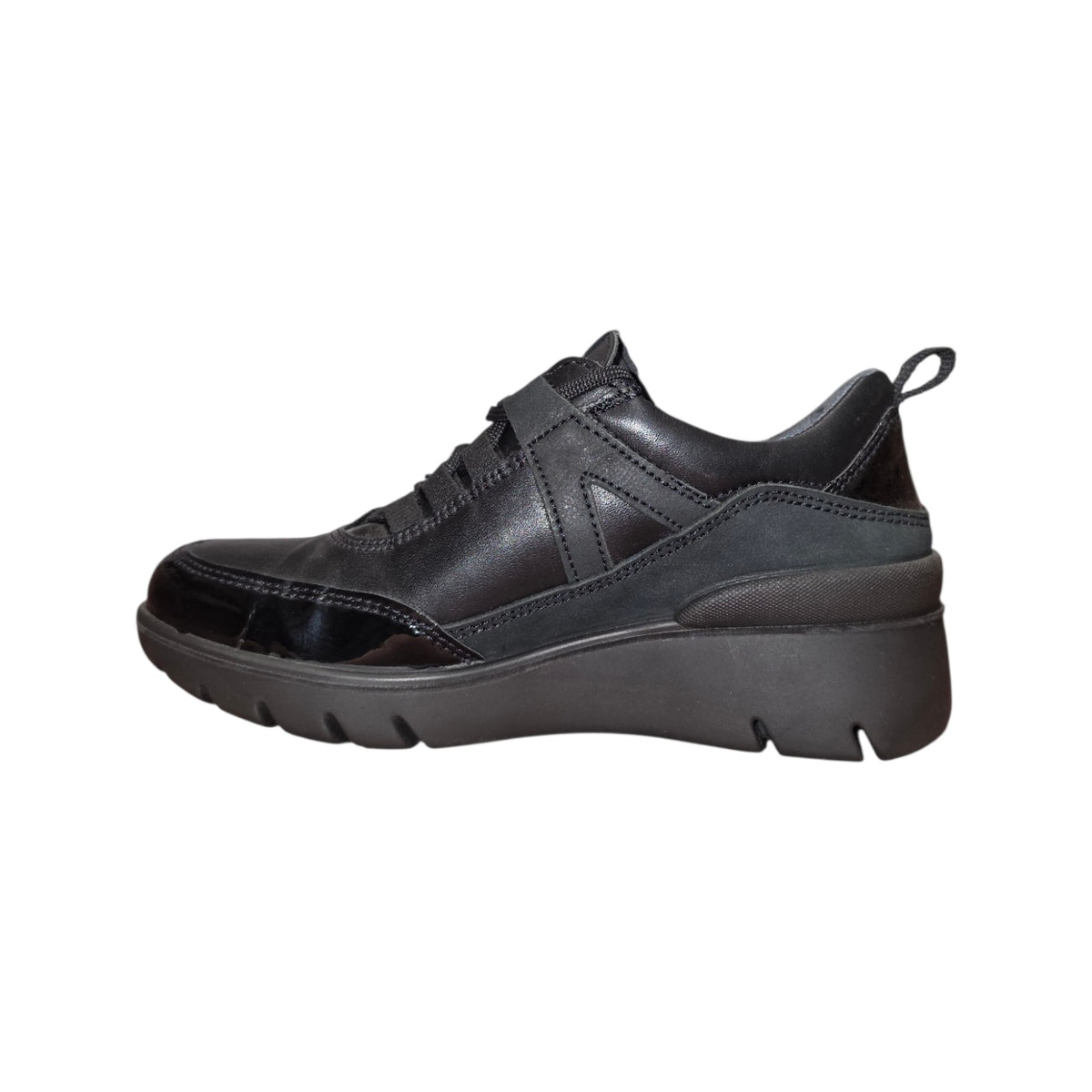 Laura Azzana | Sneaker donna nera con dettagli lucidi e zeppa