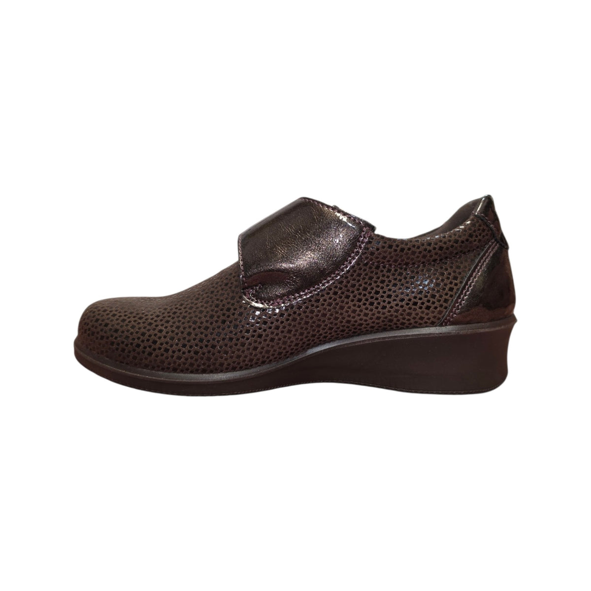 Laura Azzana | Scarpa donna marrone traforata con chiusura a strappo
