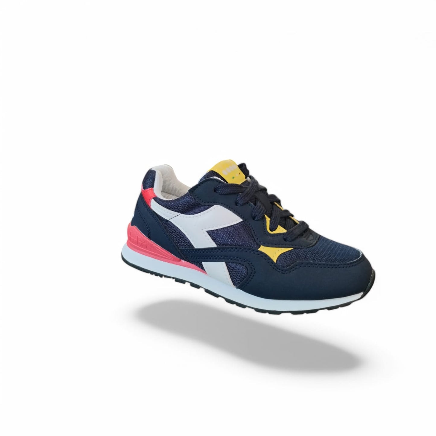 Diadora